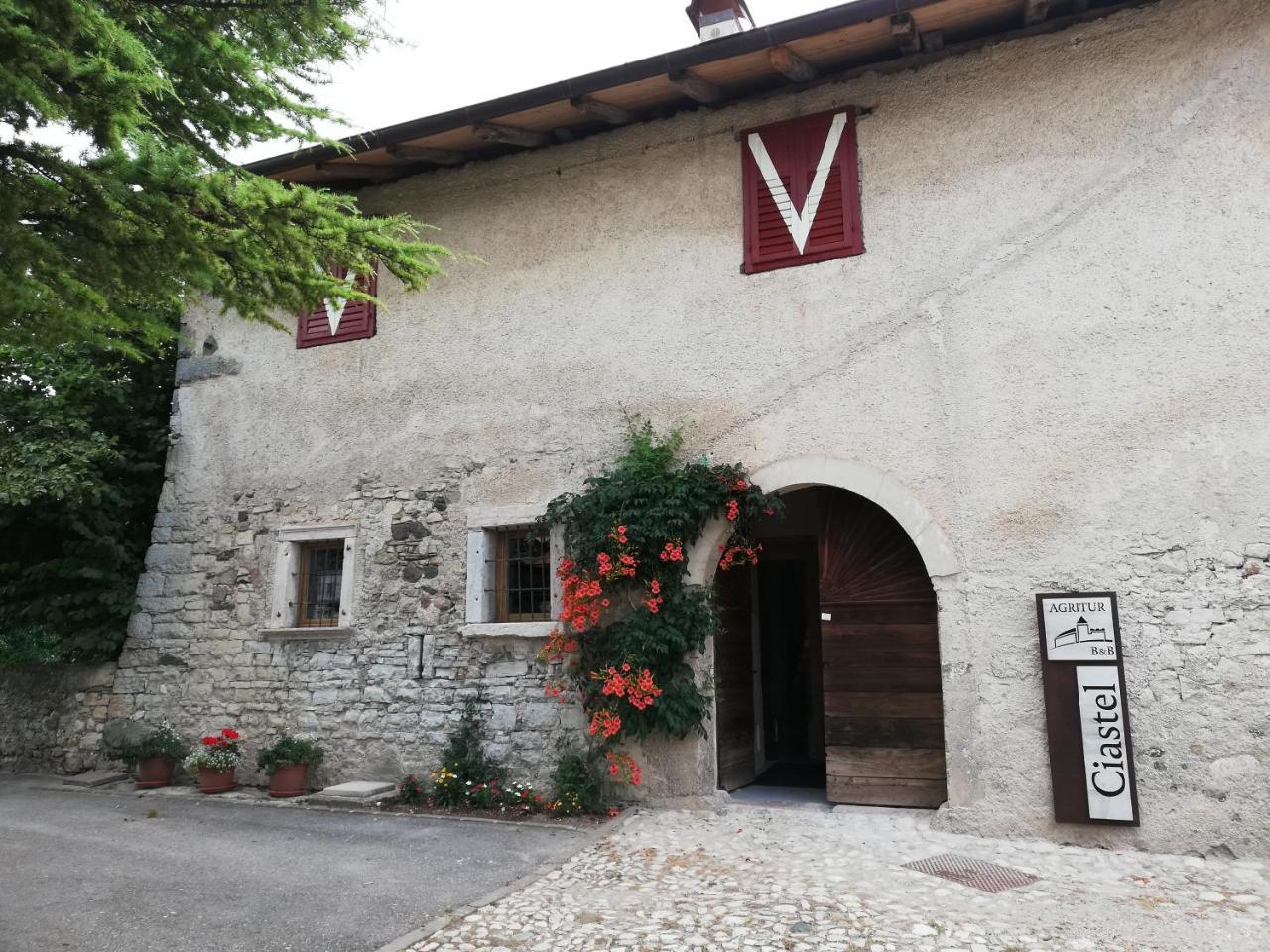 Villa Agritur Ciastel Sanzeno Exterior foto